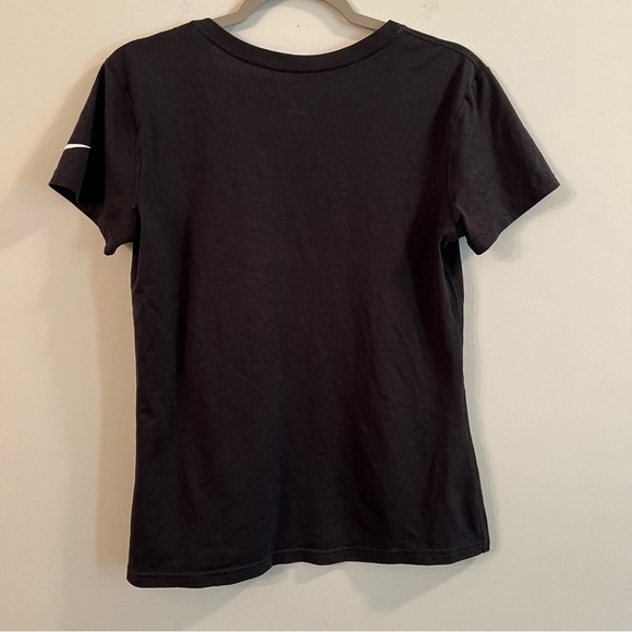 Women’s Nike NFL Carolina Panthers 2015 conference champions short sleeve tee - Picture 5 of 5